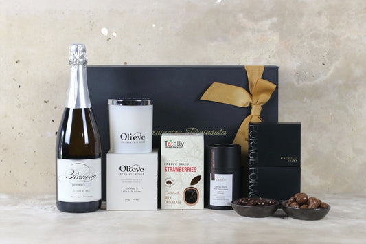 Sparkling and Strawberries - Mornington Peninsula Hampers
