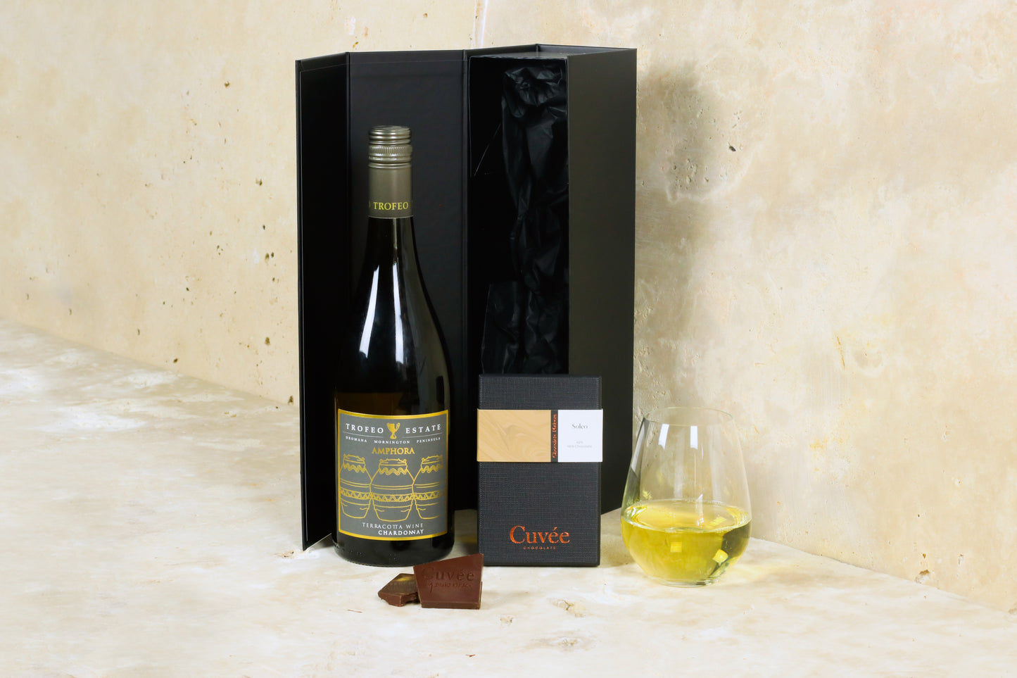 Trofeo Amphora Chardonnay & Cuvee Chocolate